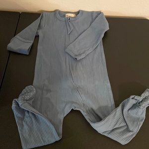 Tiny alpaca 18/24 m onsie